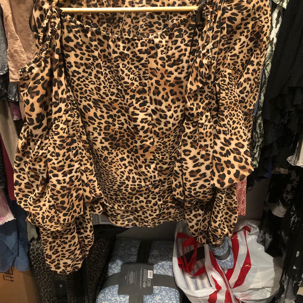 Off the shoulder leopard print top